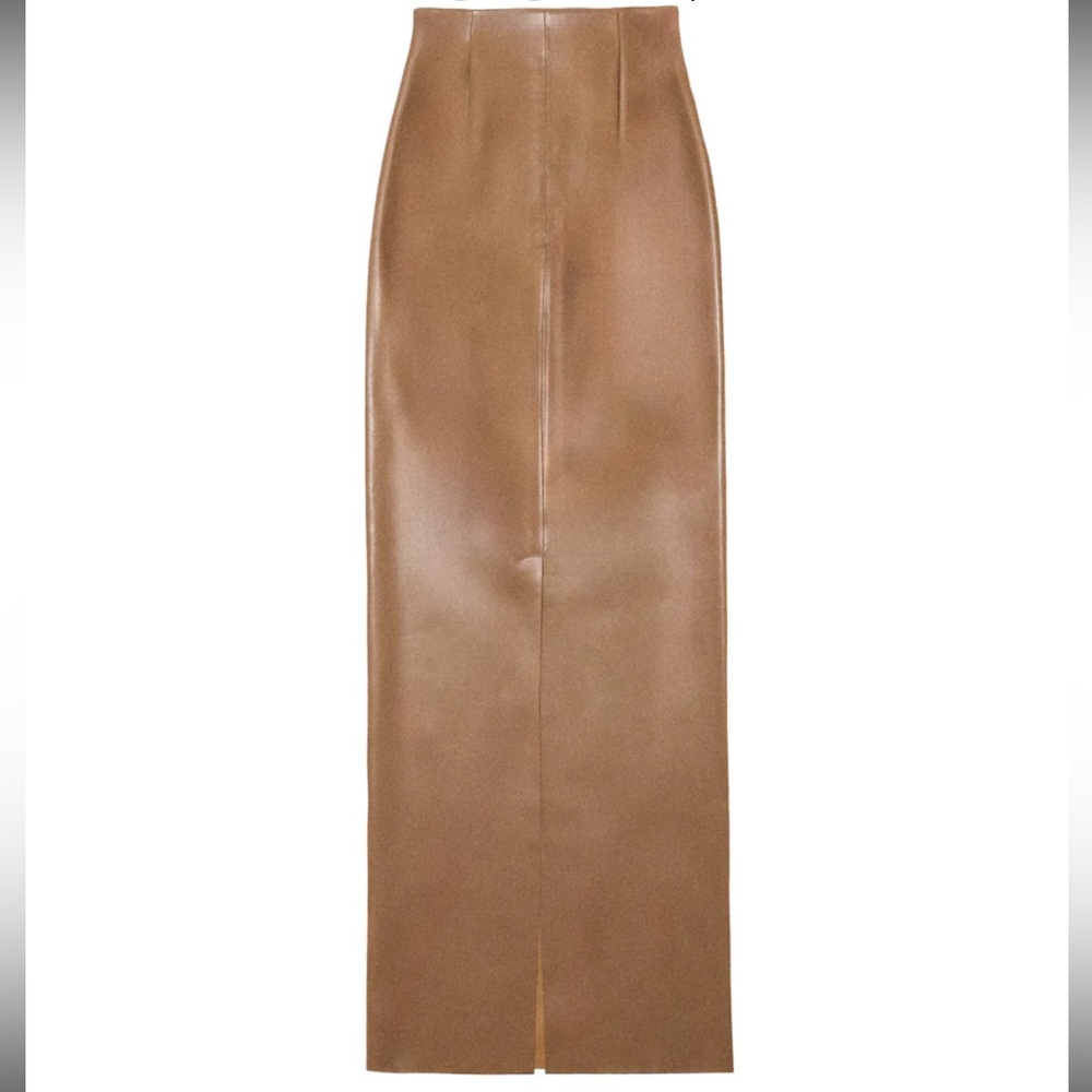 Signature skirt